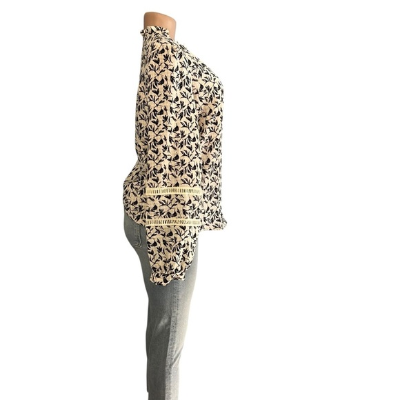 Haver + Blair London Floral Black and White Long Sleeve Top - Picture 5 of 9